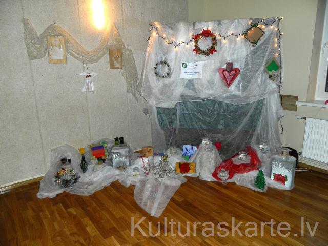 Pulciņa "Čaklie pirkstiņi" ziemas izstāde